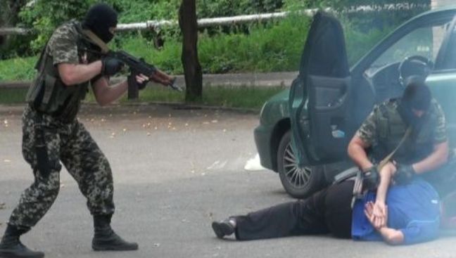 Pimp Detained