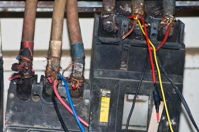 penalty for unauthorized connection of electricity after a disconnection for debt