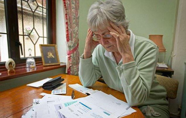 what to do pensioner retired woman