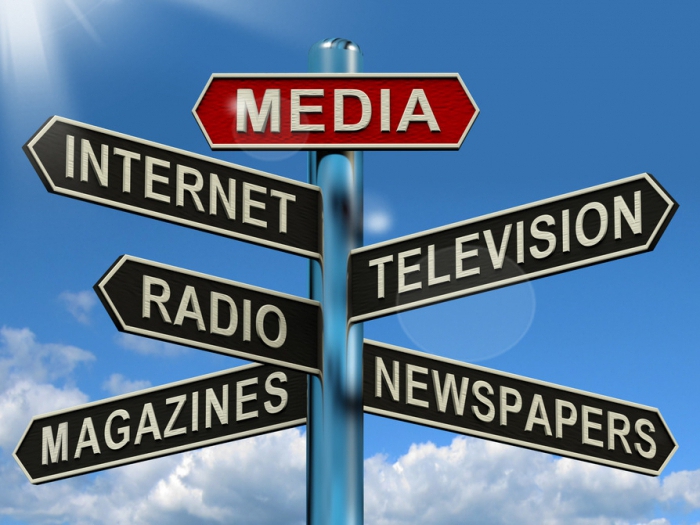 social advertising features