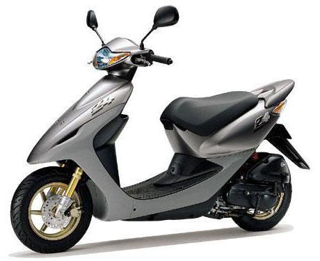 Do you need rights to a scooter up to 50 cubic meters in Russia