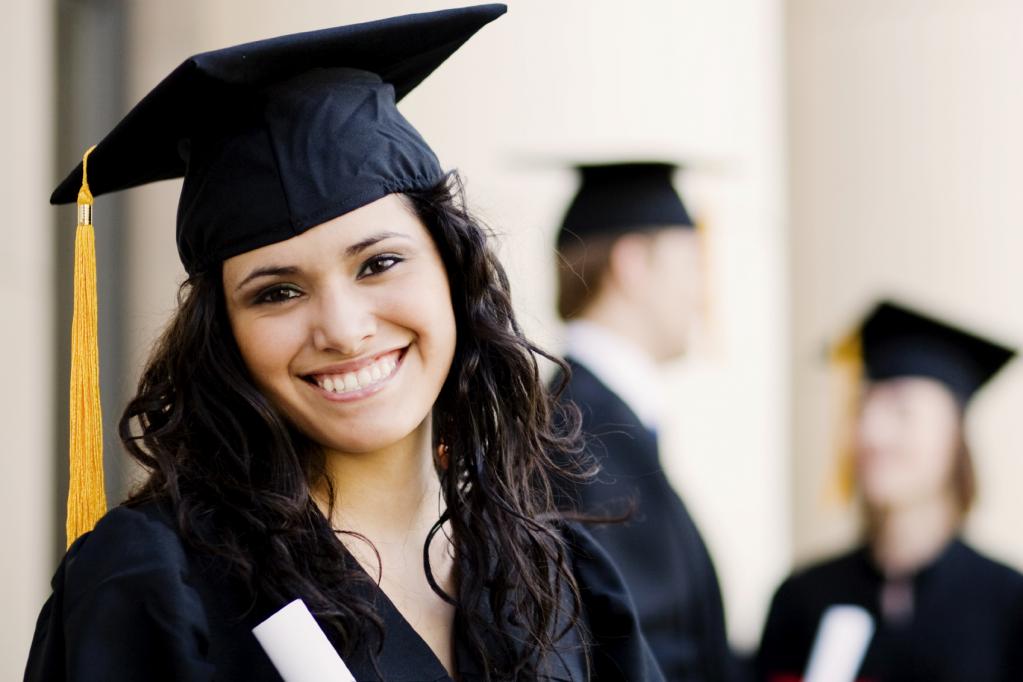 girl graduated or graduated from university