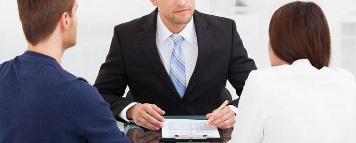 features of arbitration legal proceedings