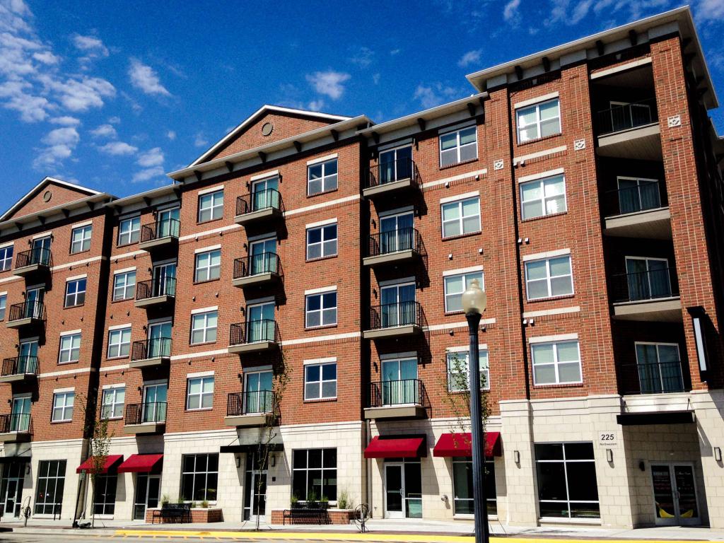 Buy an apartment in the secondary market cheap