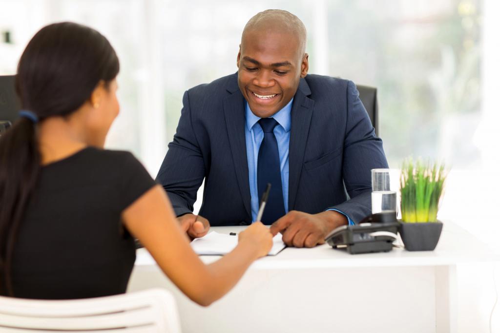 labor contract comes into force