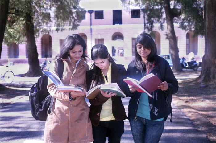 how to get the target direction to the university