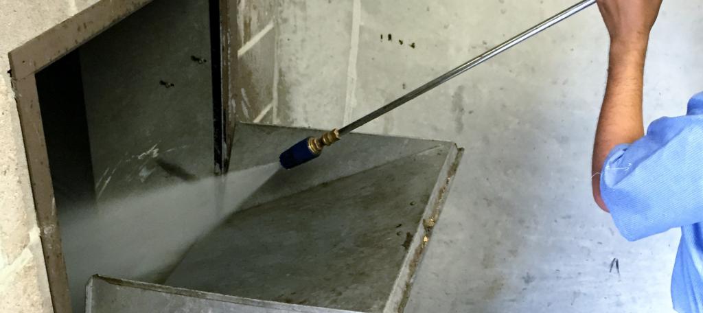 garbage chute at the entrance