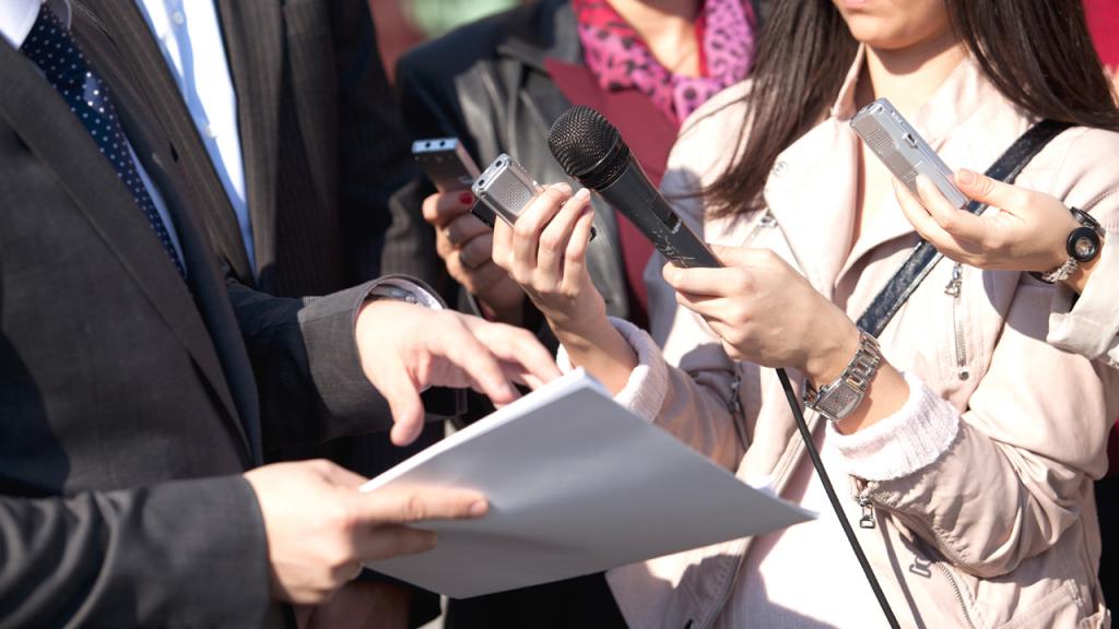 accreditation of foreign journalists