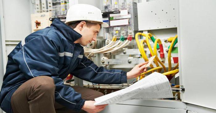 description de travail d'un réparateur électricien de matériel électrique