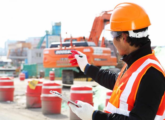 Les travaux nuisibles ont renforcé les exigences et renforcé le contrôle