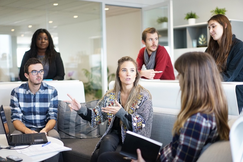 organisation de la comptabilité des règlements avec les acheteurs et les clients