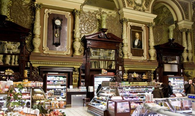 Shopping room