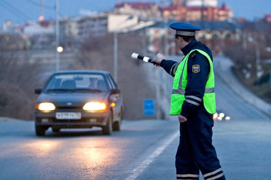 fouille d'un véhicule par un agent de la circulation