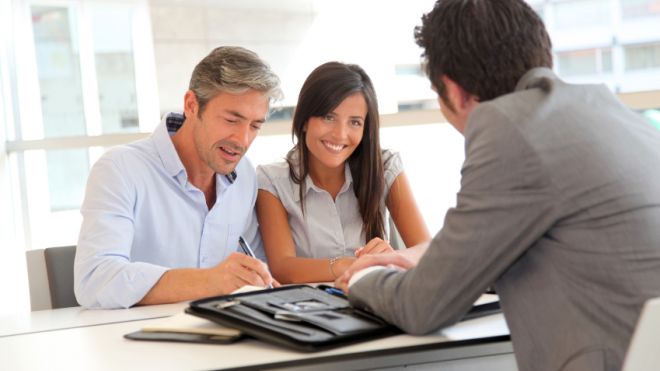 transfer deed to the contract of sale of an apartment with furniture