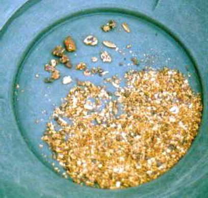 where is gold mined in Russia