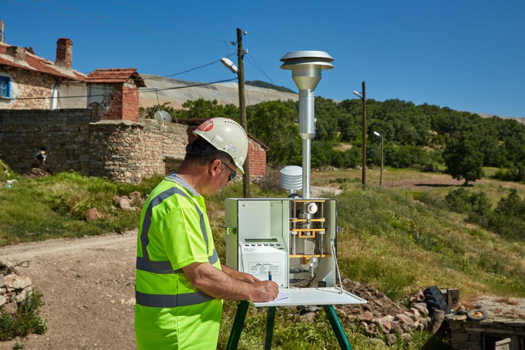 Data collection for air quality testing