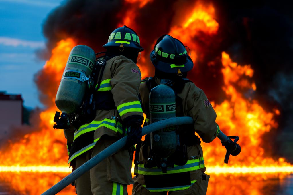 Les pompiers en feu