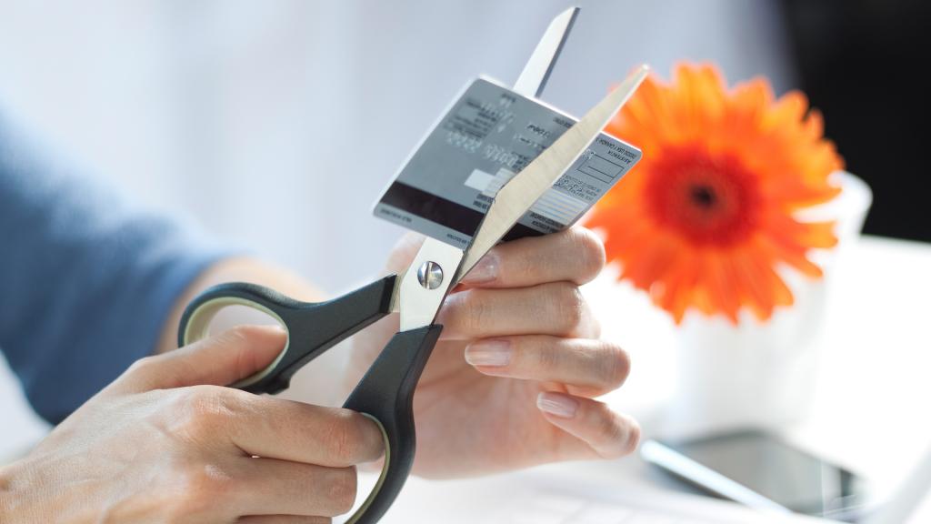 Recouvrement de créances d'une personne qui a cessé ses activités