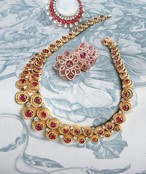 Find jewelry